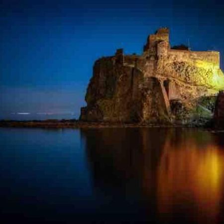Malavoglia Suite 18 Aci Castello Bagian luar foto