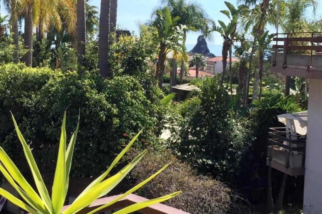 Malavoglia Suite 18 Aci Castello Bagian luar foto