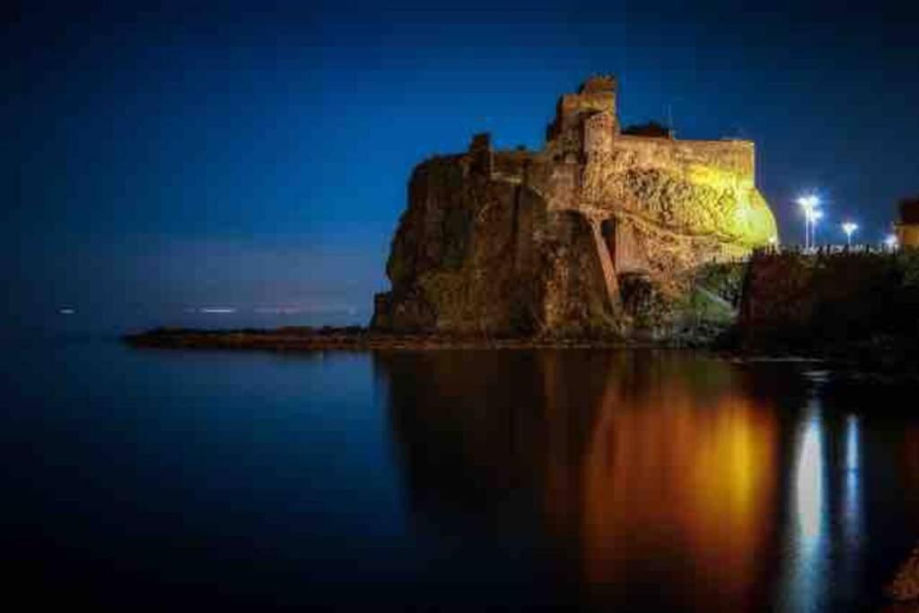 Malavoglia Suite 18 Aci Castello Bagian luar foto